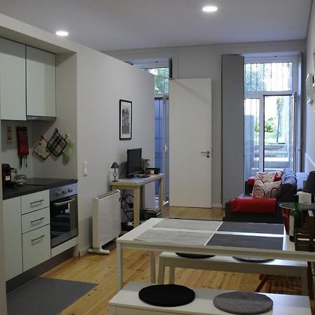 Practical And Comfortable Apartment With Garden Porto Exterior photo