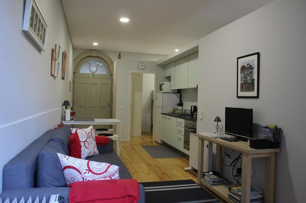 Practical And Comfortable Apartment With Garden Porto Exterior photo